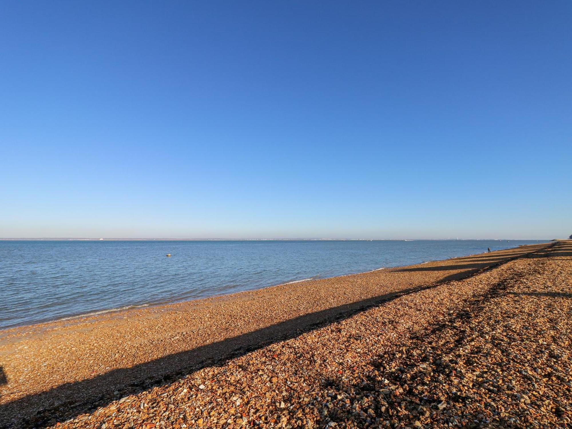 High Tide Villa Cowes  Exterior photo