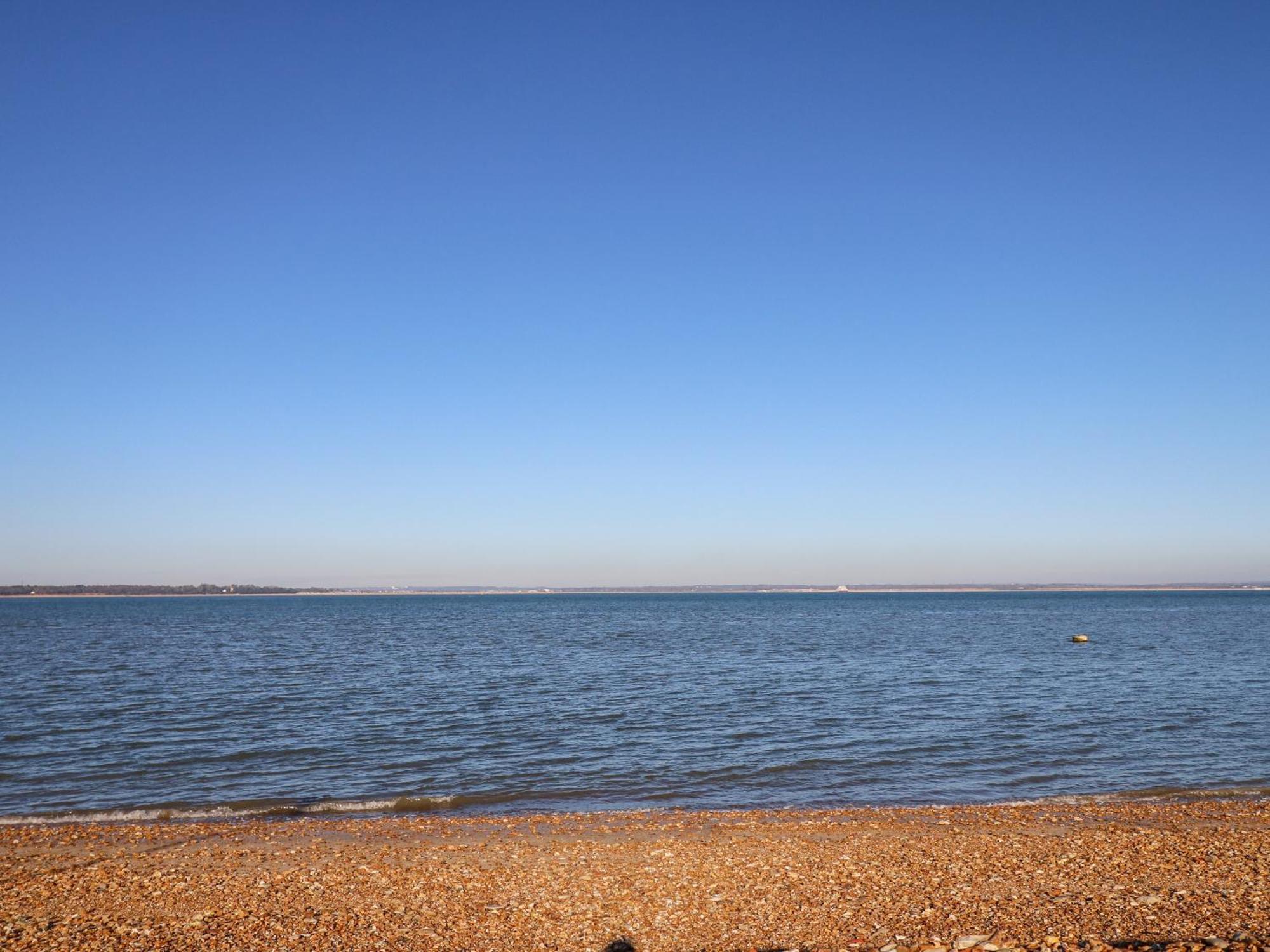 High Tide Villa Cowes  Exterior photo