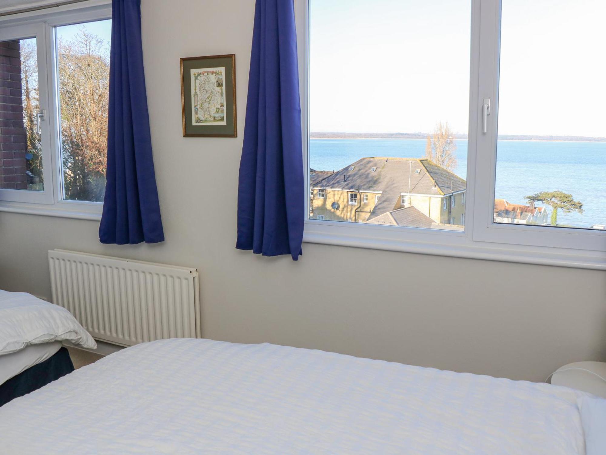 High Tide Villa Cowes  Exterior photo