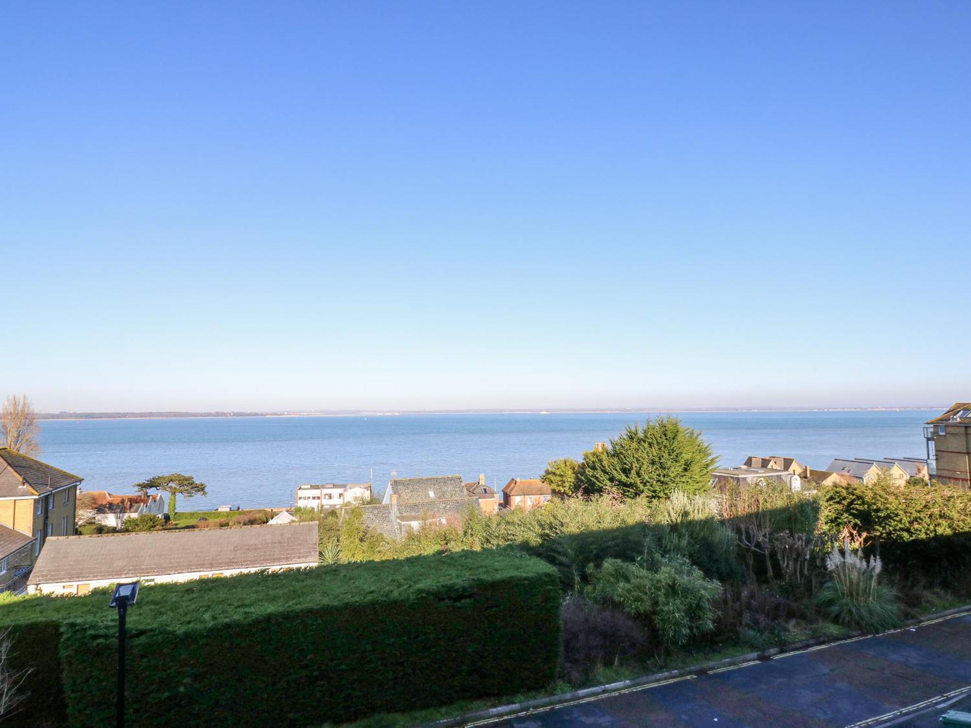High Tide Villa Cowes  Exterior photo